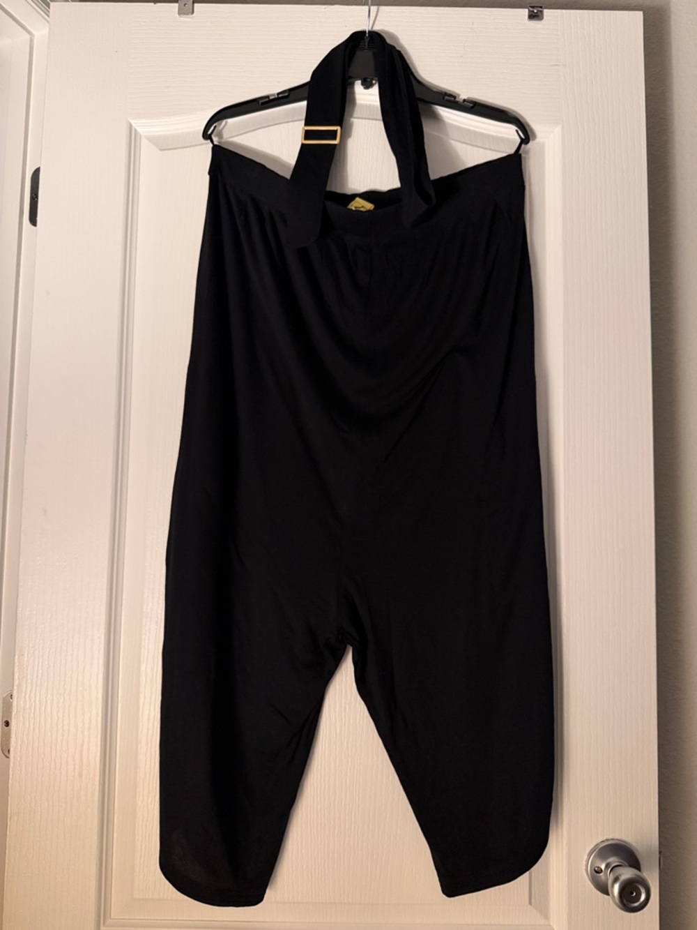 New BCBGMaxAzria Black Halter Jumpsuit Sz Xs.